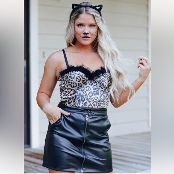Women’s FURRY BLACK/LEOPARD CORSET COSTUME TOP | NEW/NWT!!😸😻🖤😸😻 - Picture 6 of 10